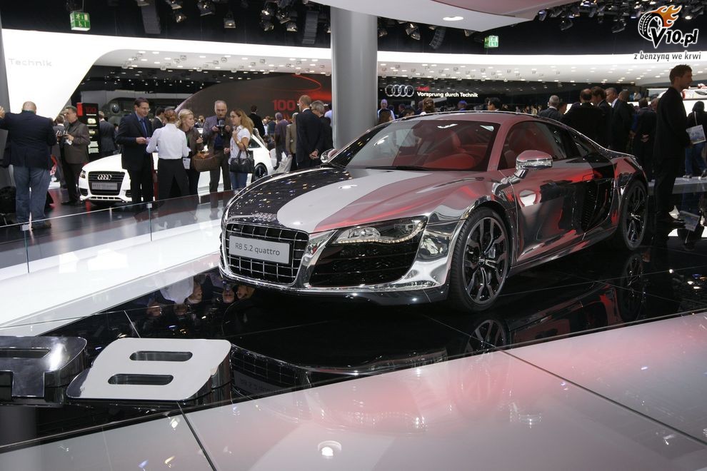 Audi R8 chromowane - Frankfurt Motor Show 2009