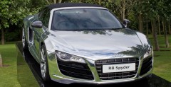 Chromowane Audi R8 Spyder