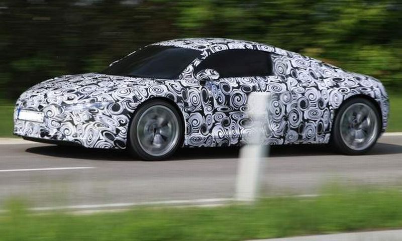 Nowe Audi R8 e-Tron 2012 - zdjcie szpiegowskie