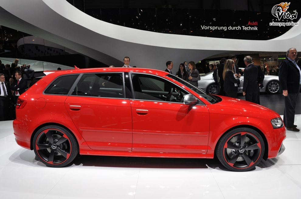 Audi RS3 Sportback na targach w Genewie