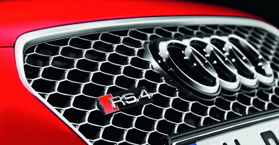 Audi RS4 2012