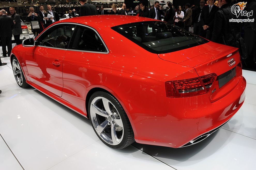 Nowe Audi RS5 Coupe - Geneva Motor Show 2010