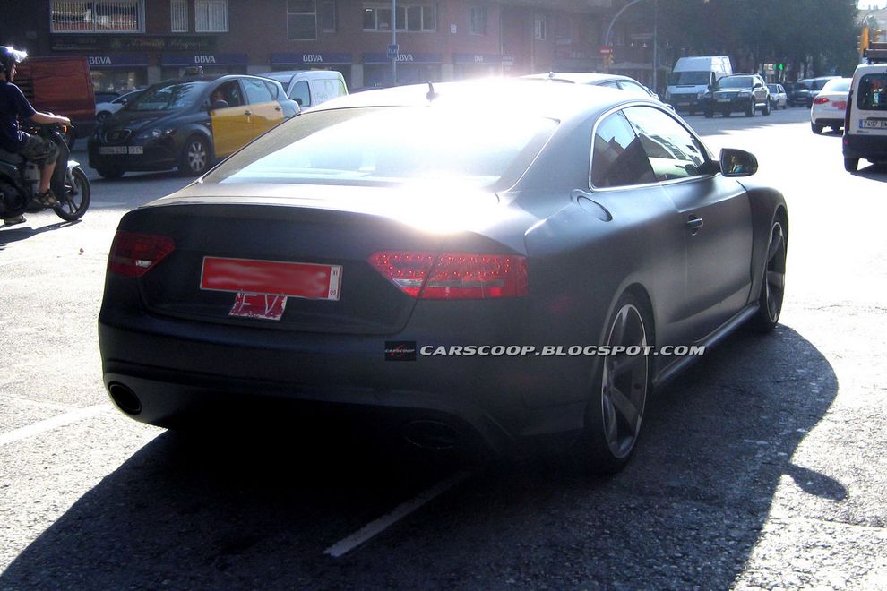 Nowe Audi RS5 Coupe 2010 - zdjcie szpiegowskie