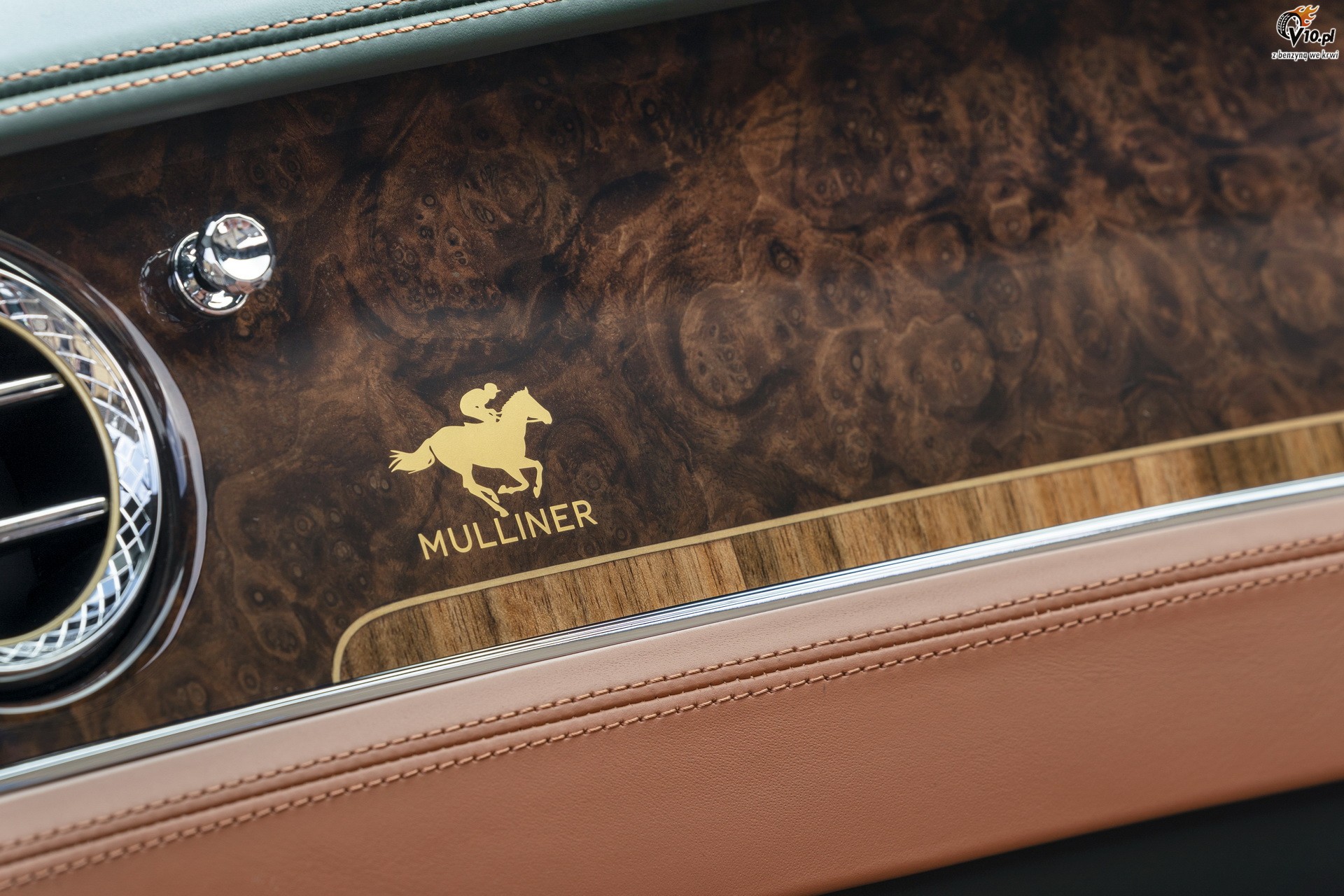 Bentley Continental GT Convertible Equestrian Edition