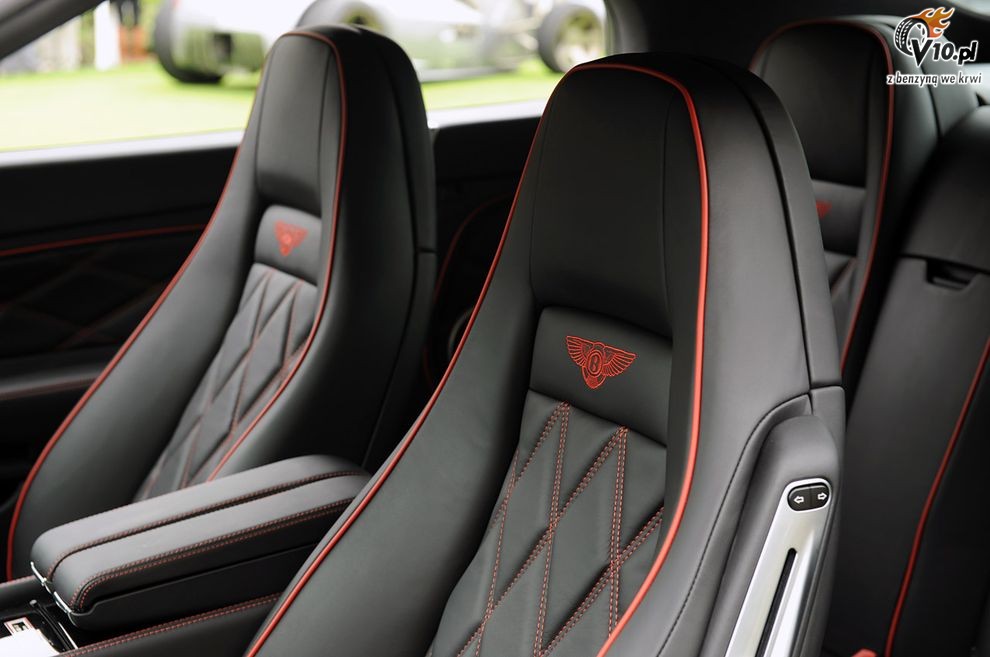 Bentley Continental GTC Speed 80-11 w Monterey