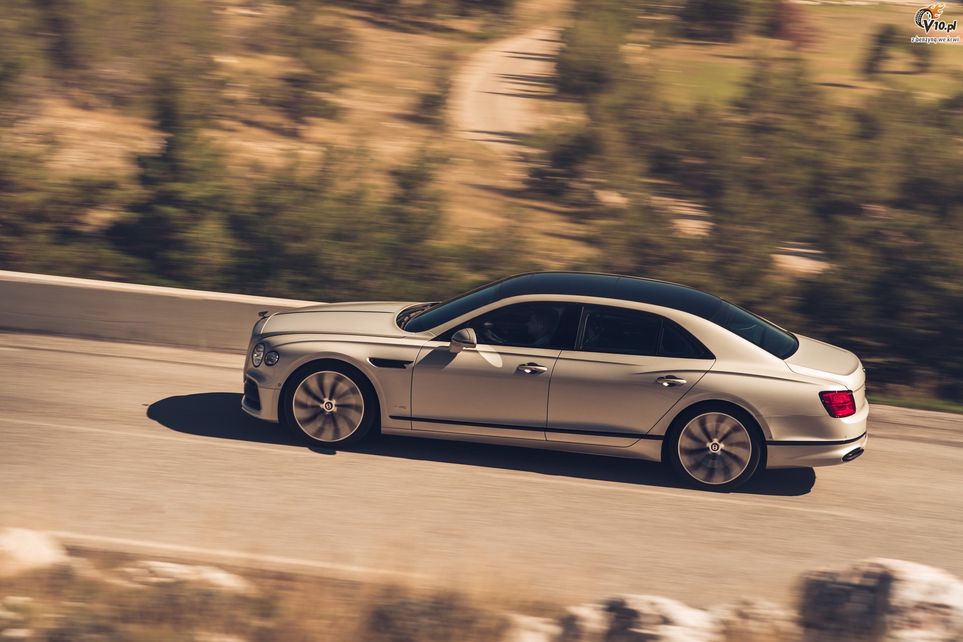 Bentley Flying Spur Blackline