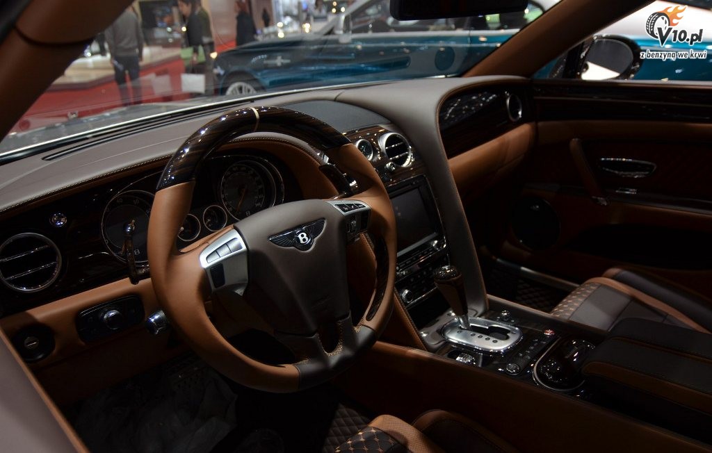 Bentley Flying Spur Mansory