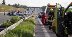 BMW serii 2 - wypadek na autostradzie
