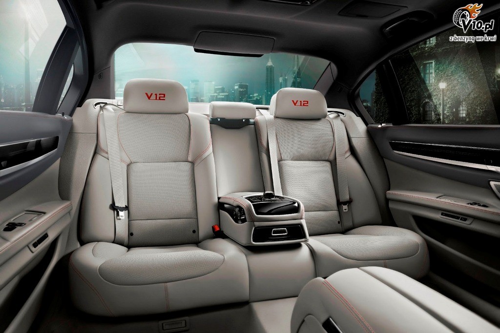 BMW 7 V12 BiTurbo Edition