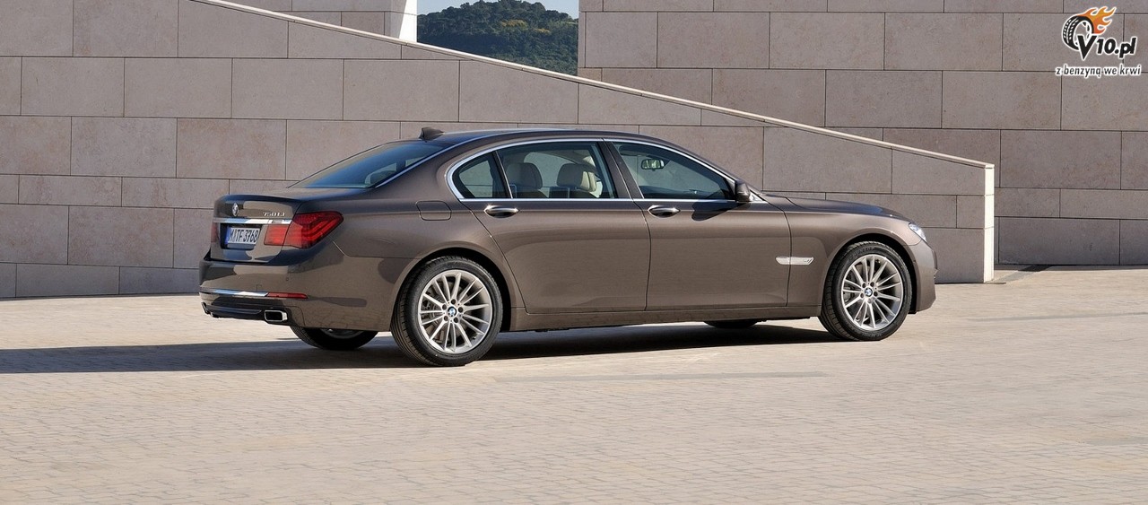 BMW serii 7 2013