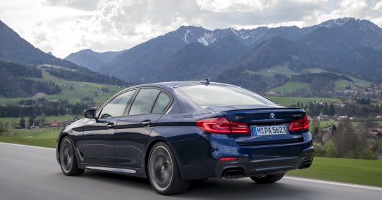 BMW M550i