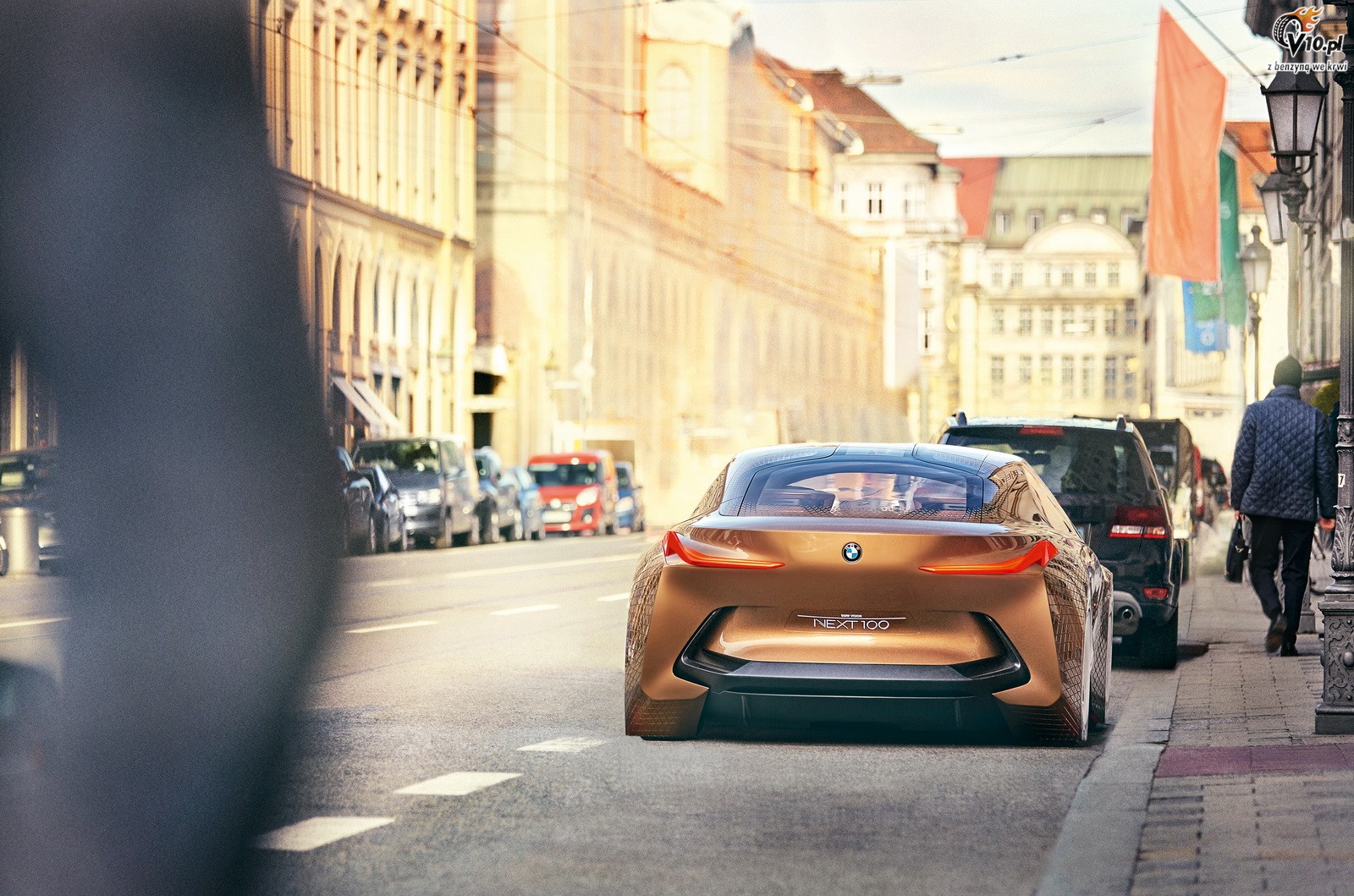 BMW Vision Next 100