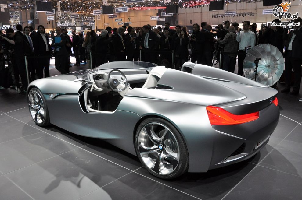 BMW Vision Connected Drive Concept na targach w Genewie