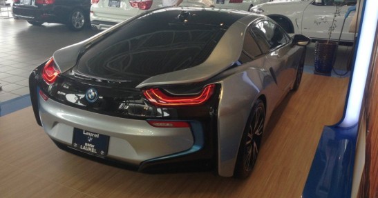 BMW i8 - atrapa