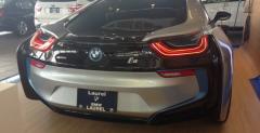 BMW i8 - atrapa