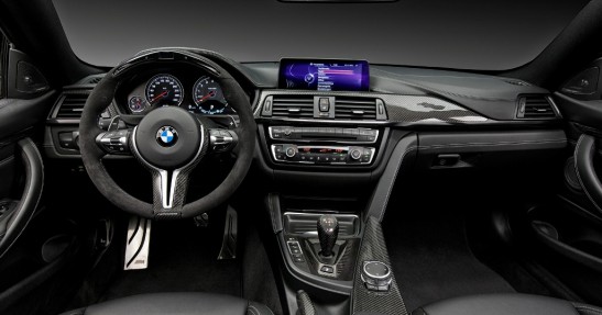 BMW M4 M Performance