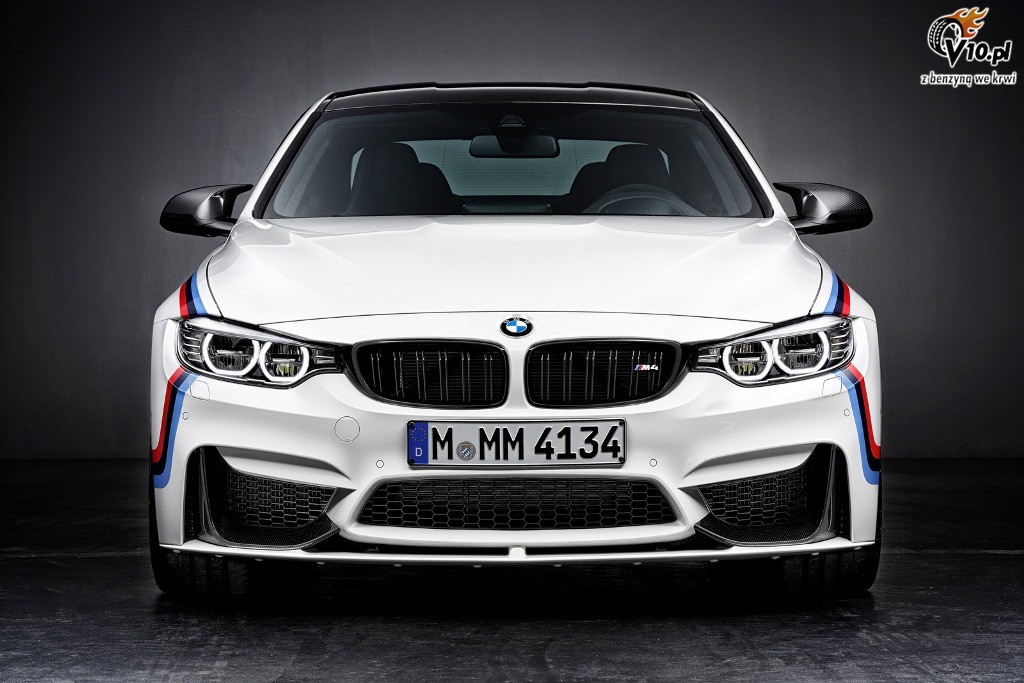 BMW M4 M Performance