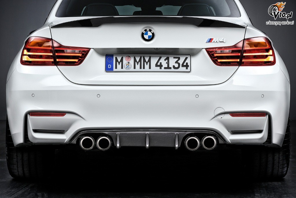BMW M4 M Performance