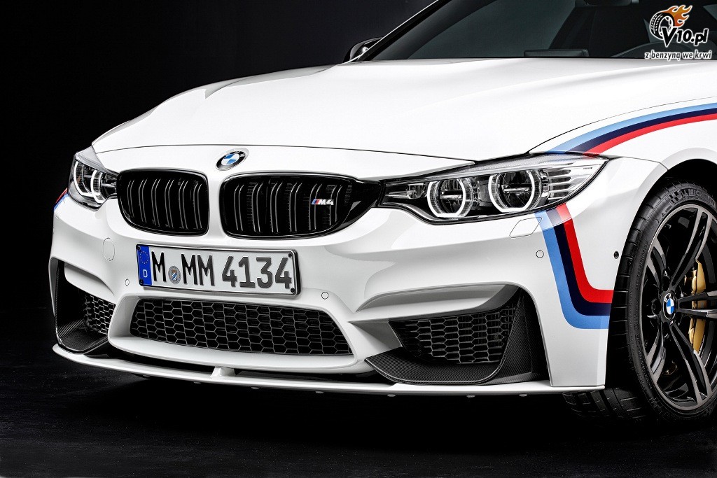 BMW M4 M Performance