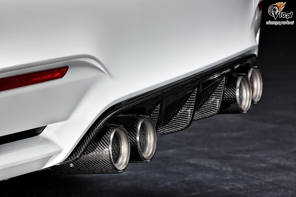 BMW M4 M Performance