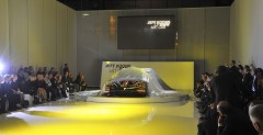 BMW M3 GT2 Art Car