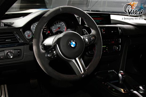 BMW M4 DTM Champion Edition