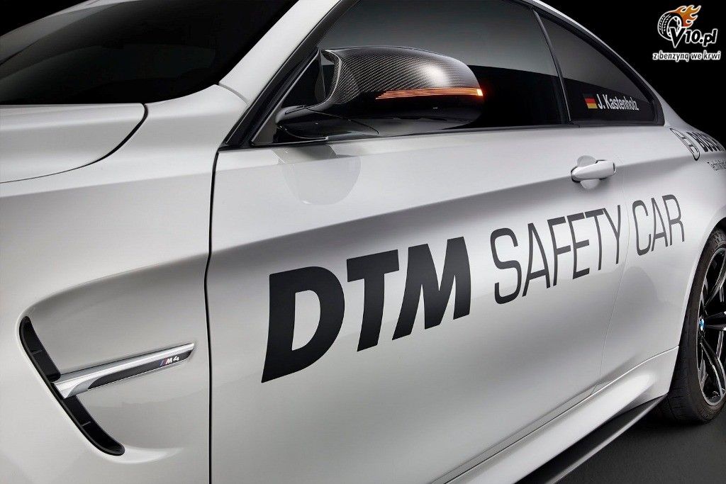 BMW M4 DTM Safety Car