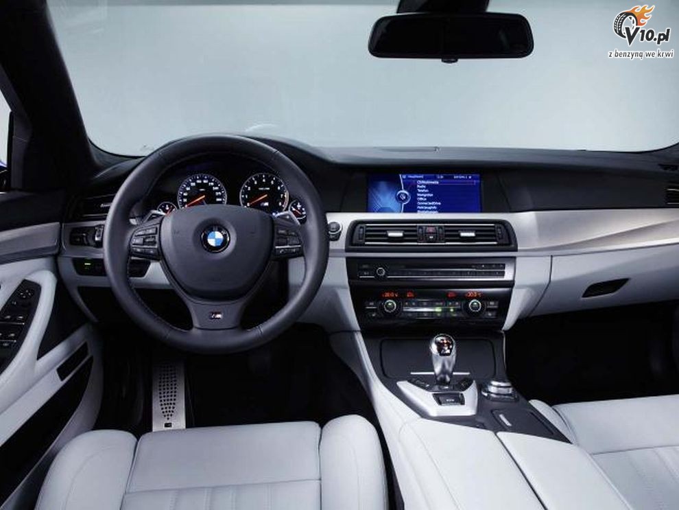 BMW M5 2012