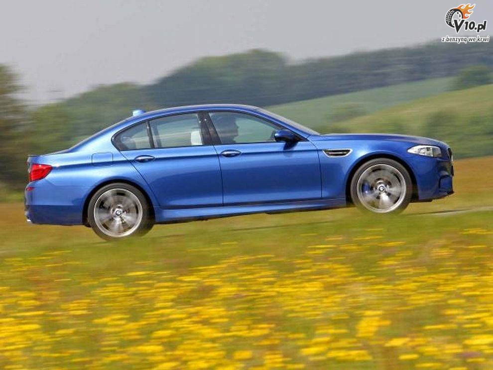 BMW M5 2012