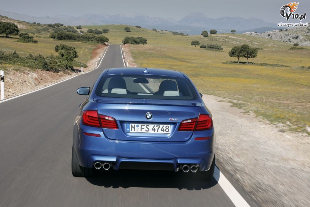BMW M5 na 2012 rok