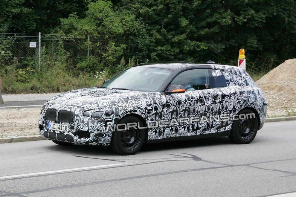 Nowe BMW serii 1 model 2011 - zdjcie szpiegowskie