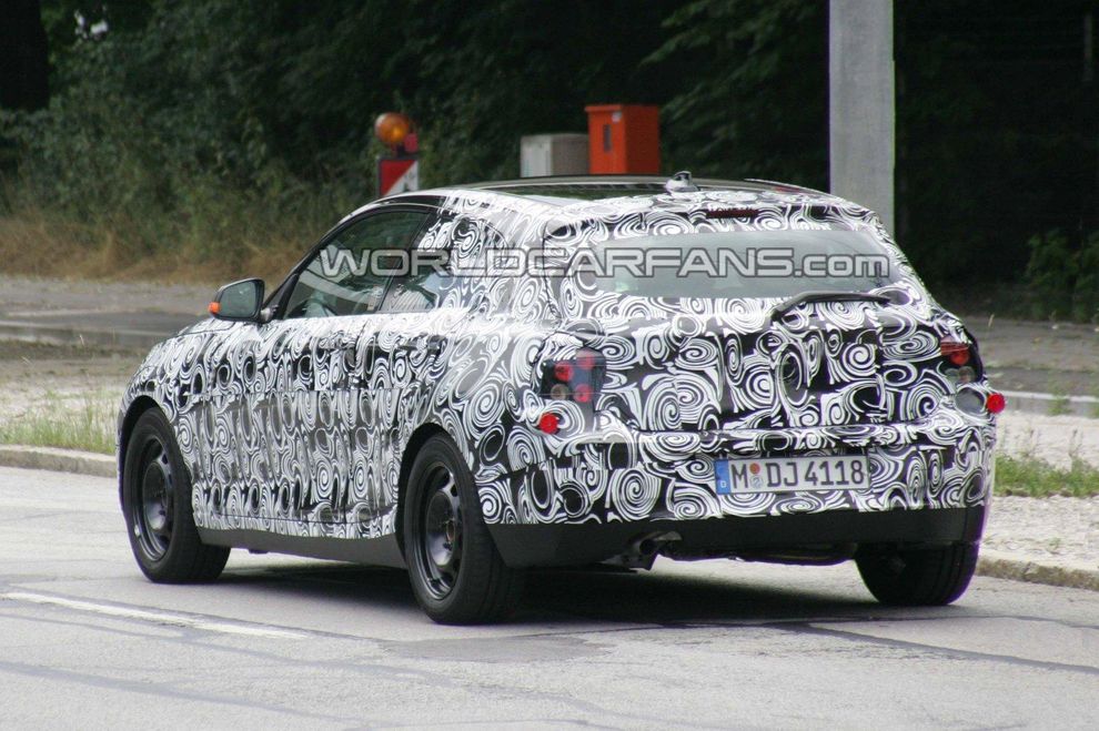 Nowe BMW serii 1 model 2011 - zdjcie szpiegowskie