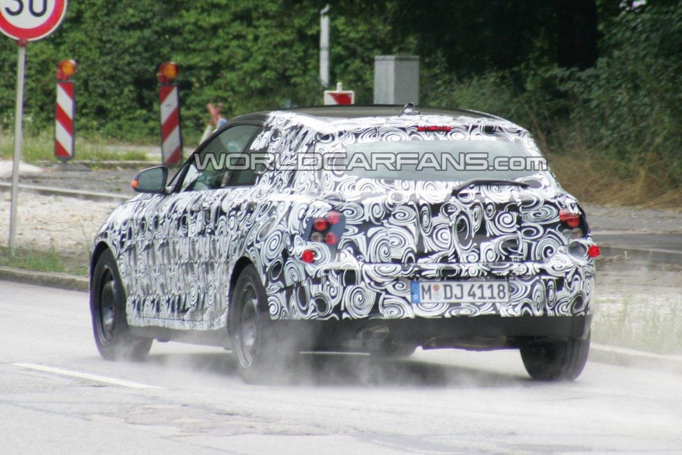 Nowe BMW serii 1 model 2011 - zdjcie szpiegowskie