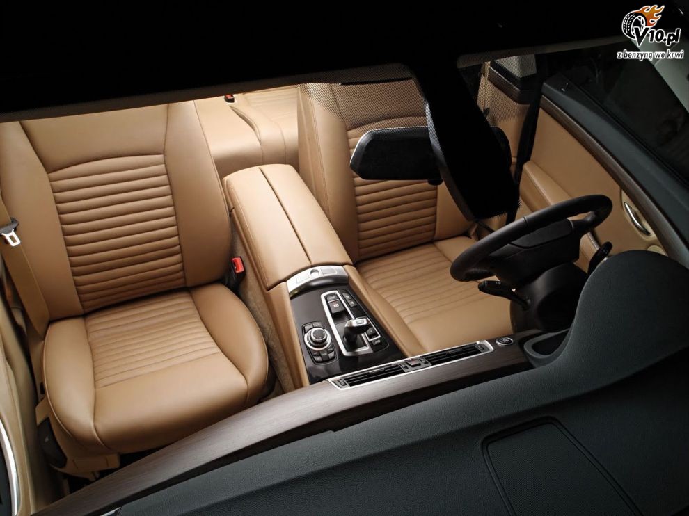 BMW Serii 5 by Trussardi
