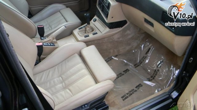 BMW M5 E28 (1988)