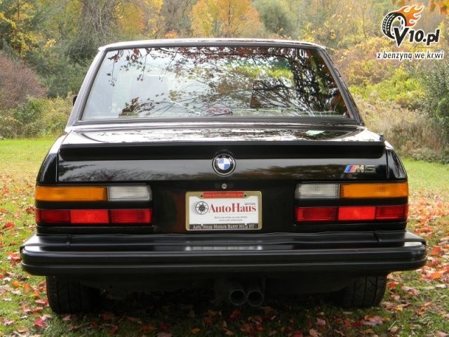 BMW M5 E28 (1988)