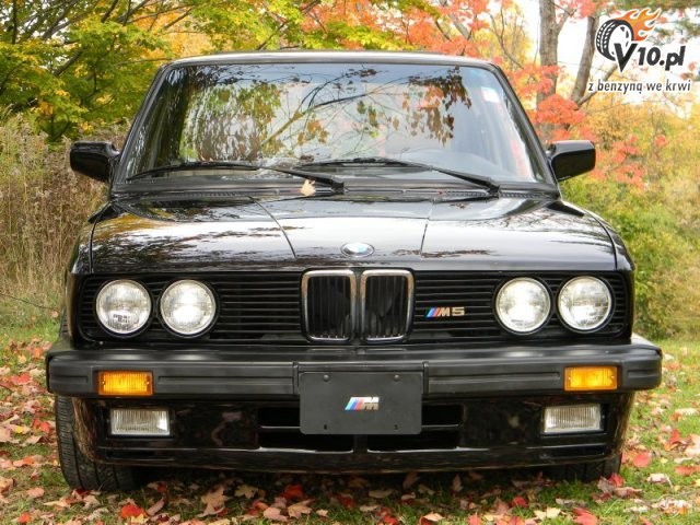 BMW M5 E28 (1988)