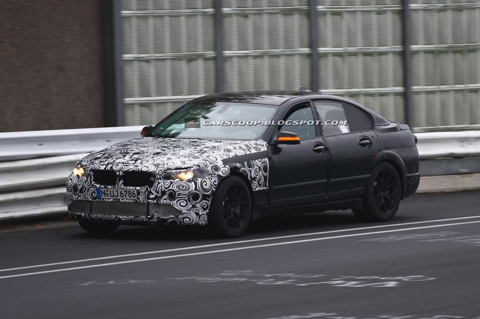 Nowe BMW M5 - zdjcie szpiegowskie
