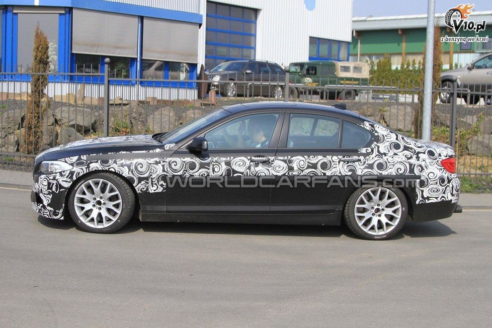 Nowe BMW M5 2010 - zdjcie szpiegowskie