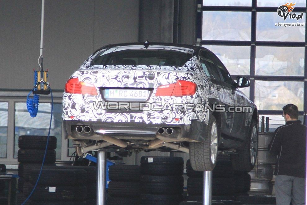 Nowe BMW M5 2010 - zdjcie szpiegowskie