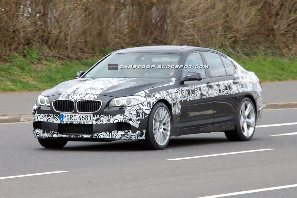 Nowe BMW M5 2010 - zdjcie szpiegowskie