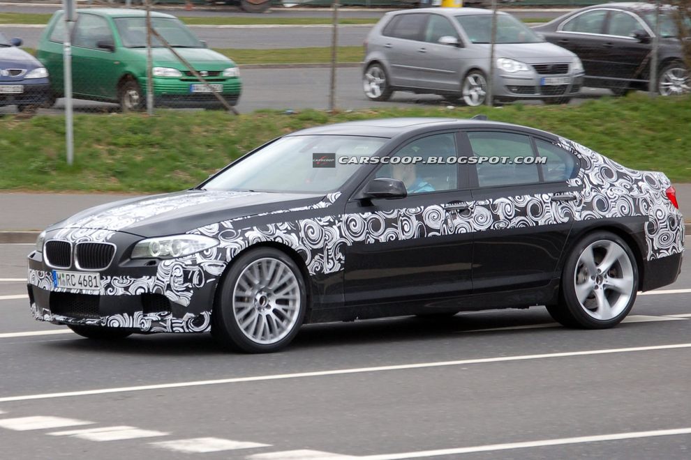 Nowe BMW M5 2010 - zdjcie szpiegowskie