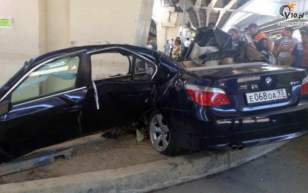 BMW - wypadek w Rosji