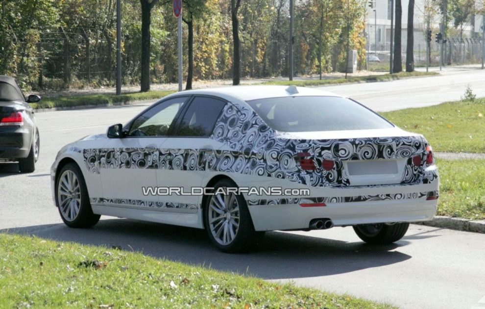 Nowe BMW serii 5 - zdjcie szpiegowskie