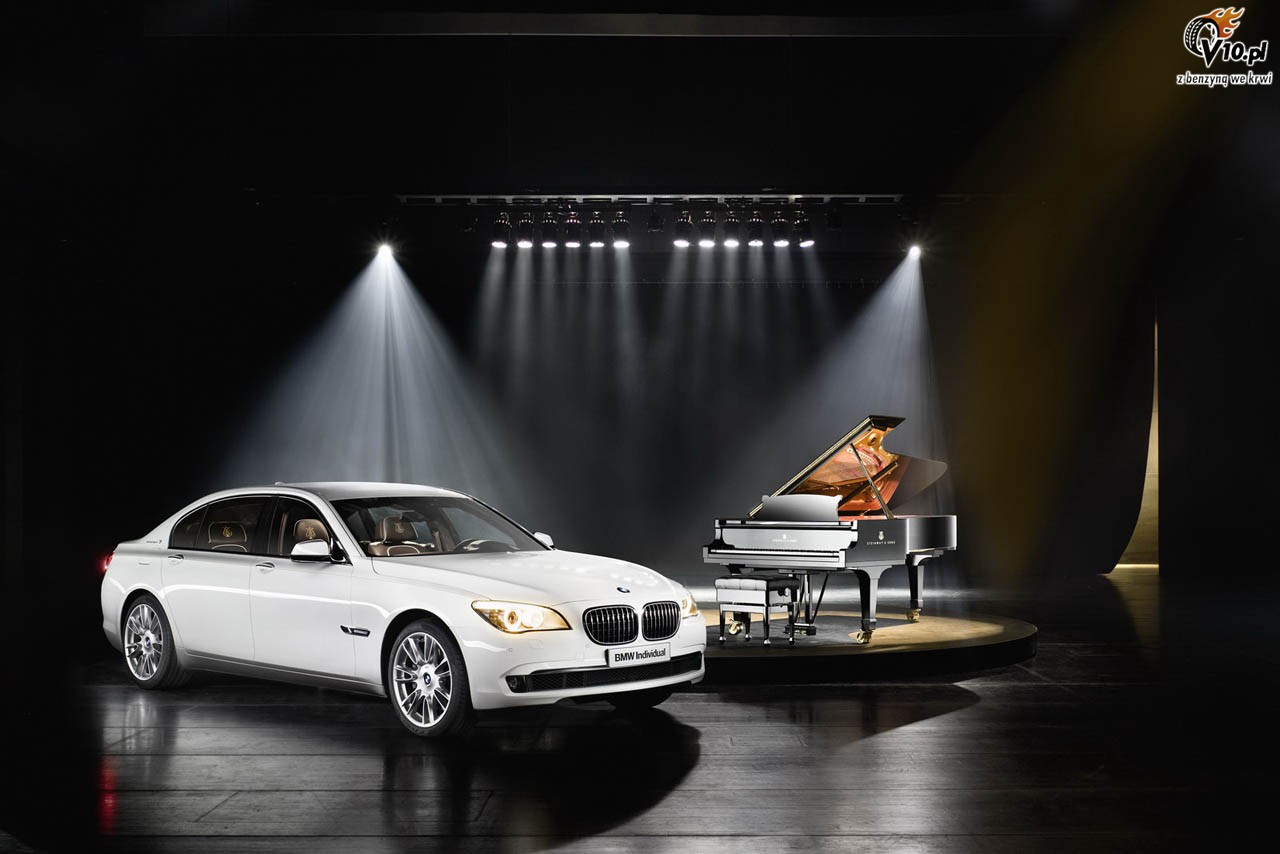 BMW serii 7 Steinway & Sons
