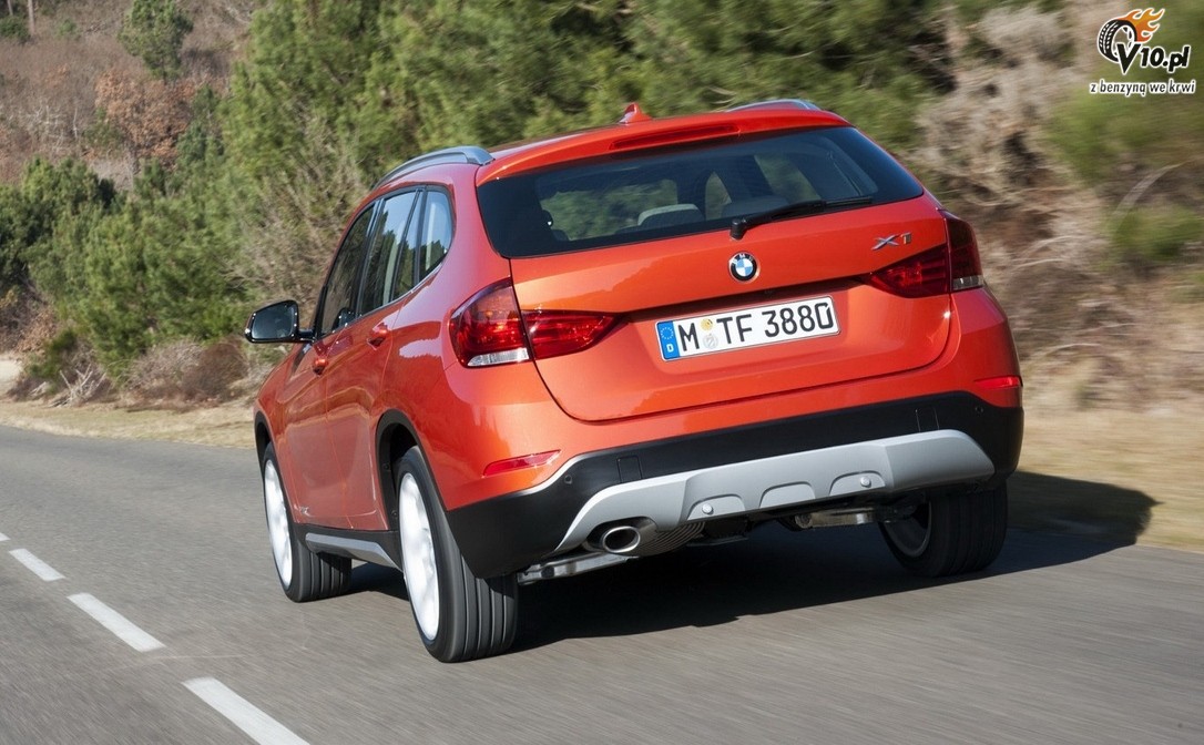 BMW X1 2012