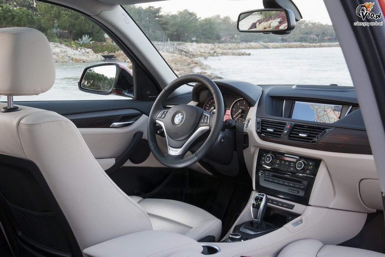 BMW X1 2012