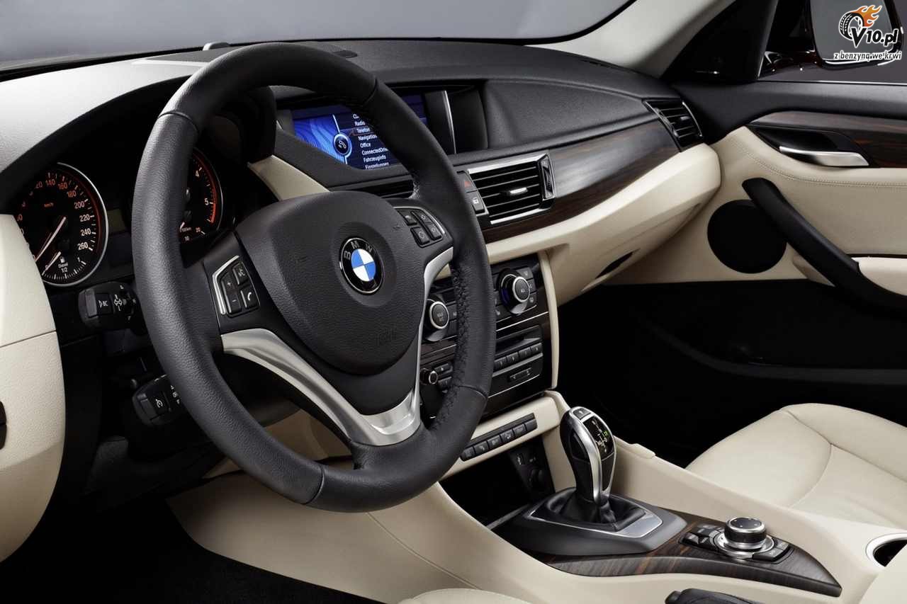 BMW X1 2012