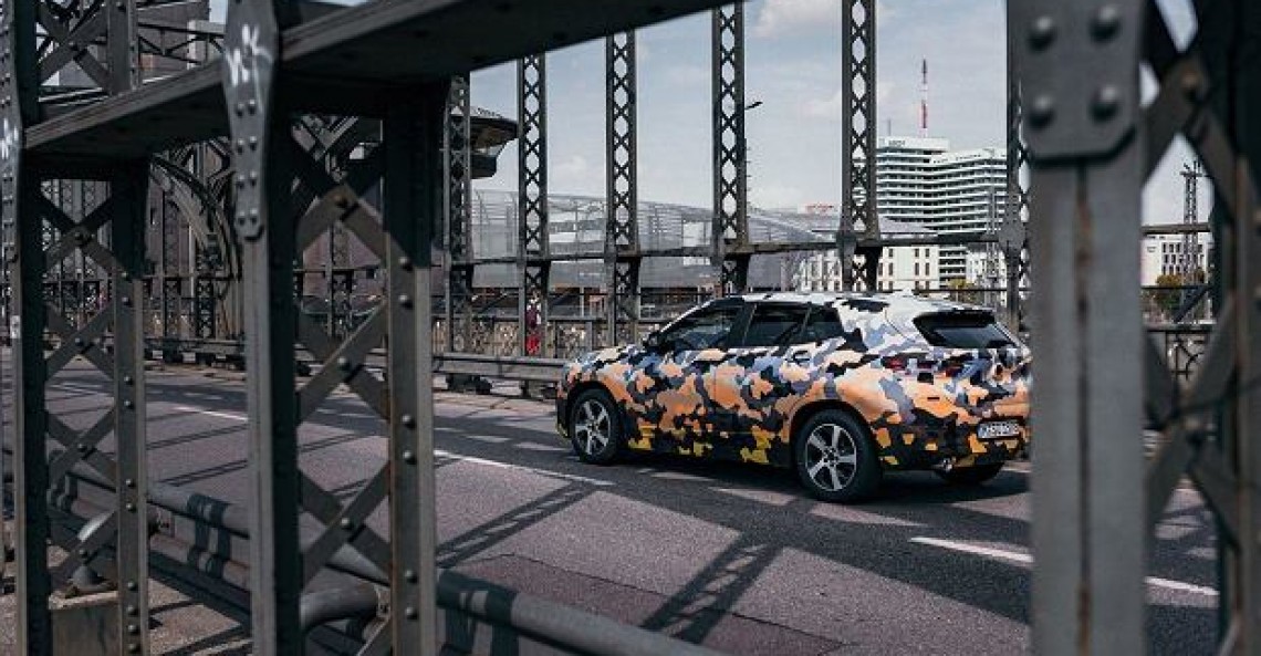 BMW X2