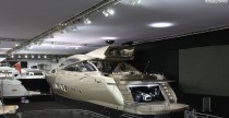 Caterham Seven i Sunseeker Predator 108